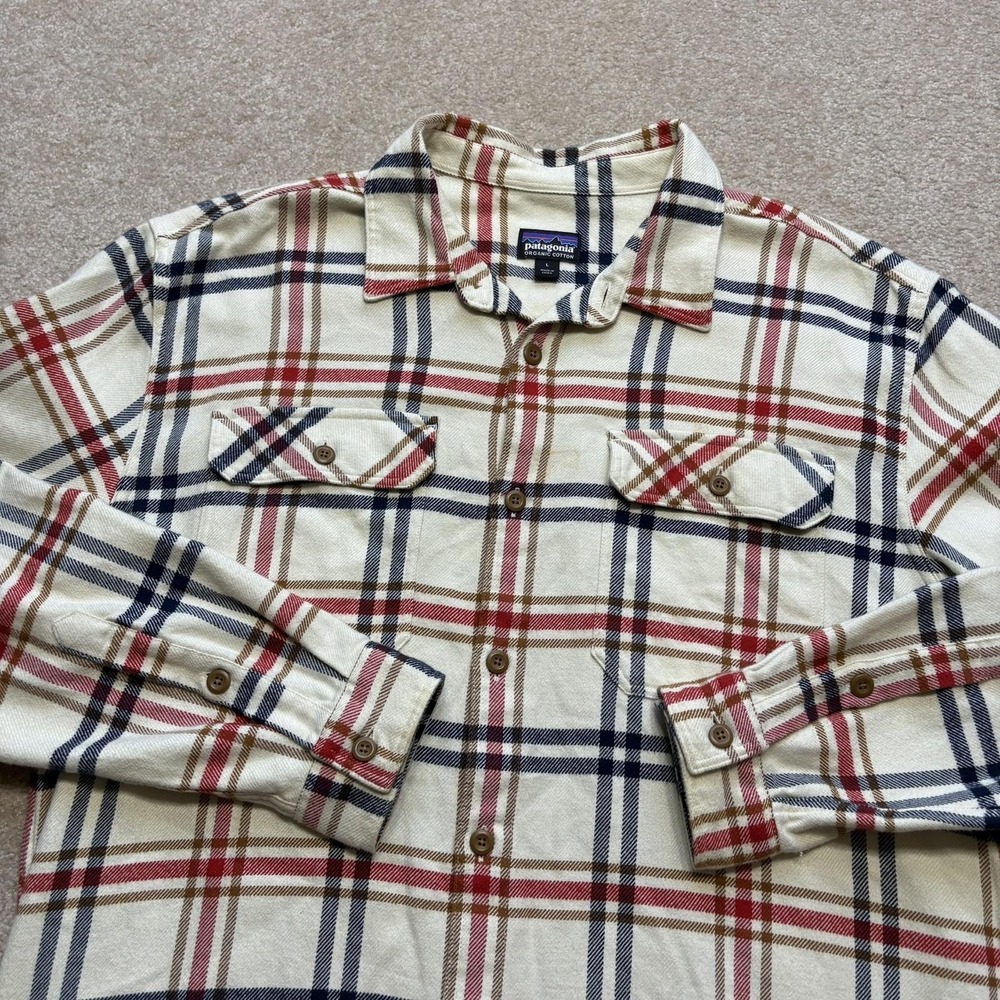 Patagonia‎ Shirt Mens Medium Beige Plaid Organic Cotton Flannel Button Up LS
